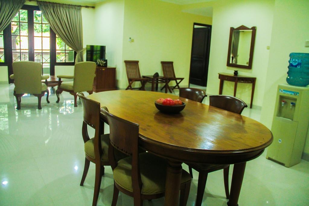 Country Woods Jakarta Aparthotel Cilandak  Buitenkant foto